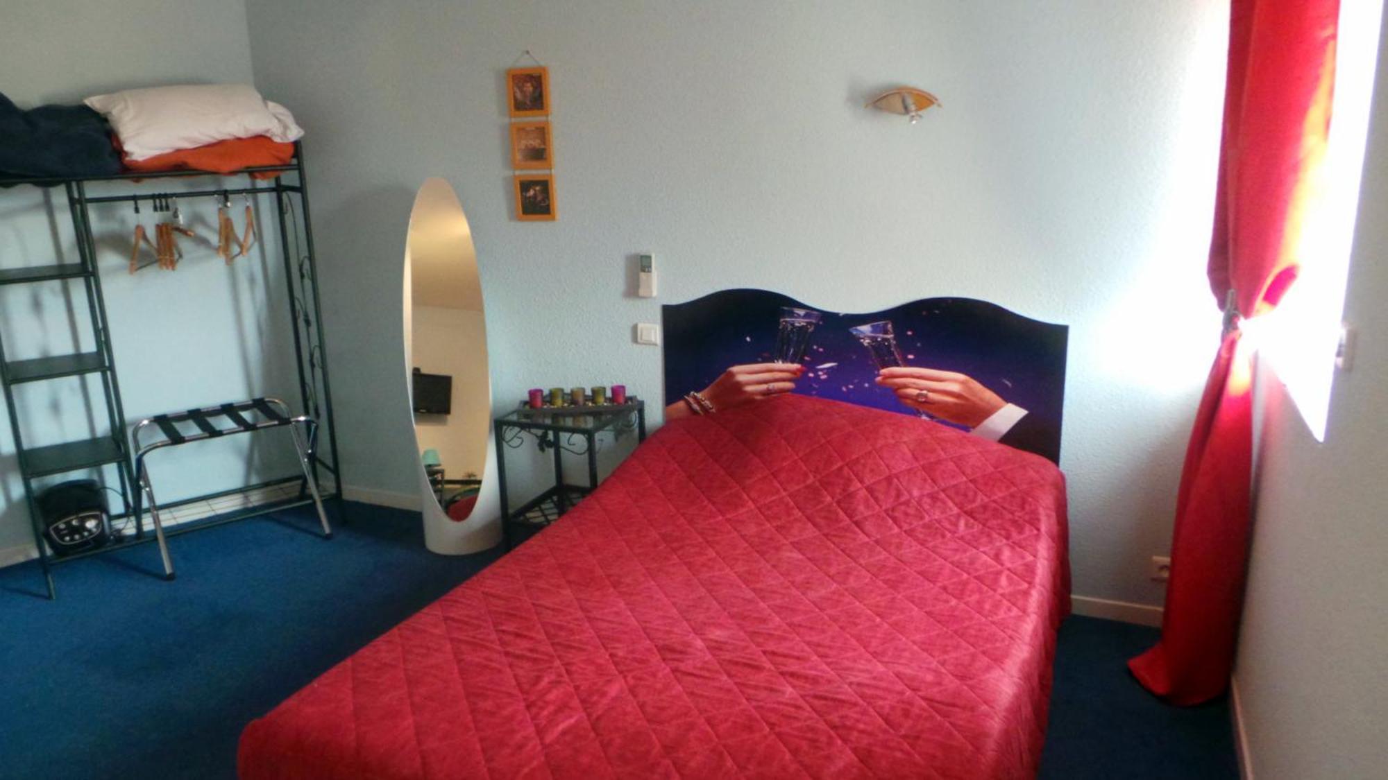 Hotel Le Gambetta Carmaux Bilik gambar