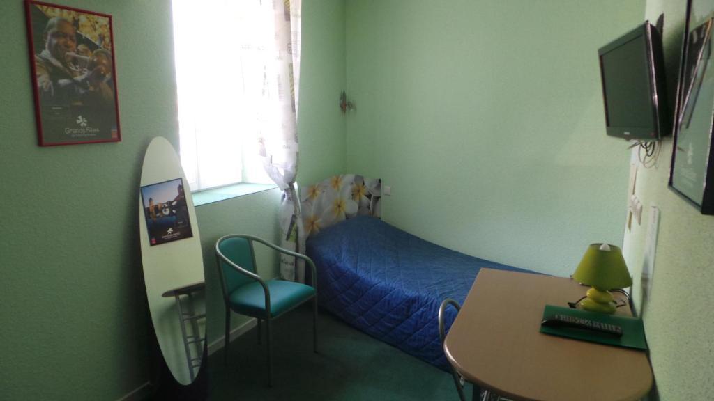 Hotel Le Gambetta Carmaux Bilik gambar
